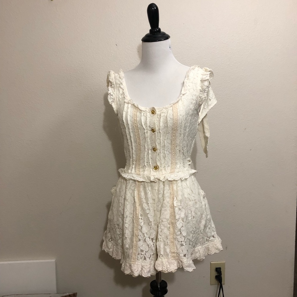 Liz Lisa all over lace romper - Picture 2 of 6